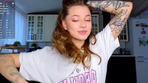 Alice online show from 01/11/25, 12:18