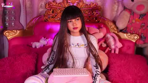 Snapshot of _little_glrl_ chatting on 11/22/25, 10:25 _little_glrl_ online show from 11/22/25, 10:25