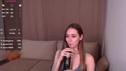 Amelia                        online show from 03/12/25, 03:13