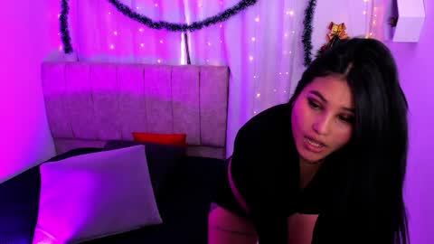 Ivy 3 online show from 12/27/24, 07:03