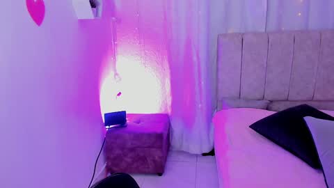 Ivy 3 online show from 01/21/25, 10:08