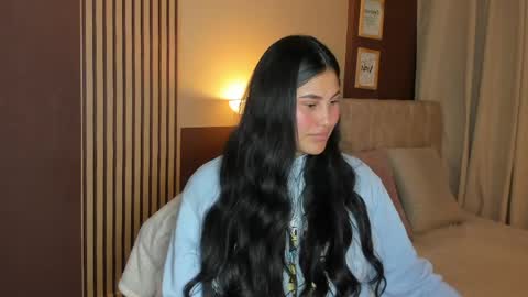 Ivy 3 online show from 04/14/26, 08:04