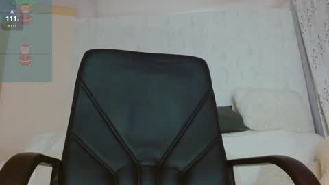 Mila  online show from 01/04/25, 11:33