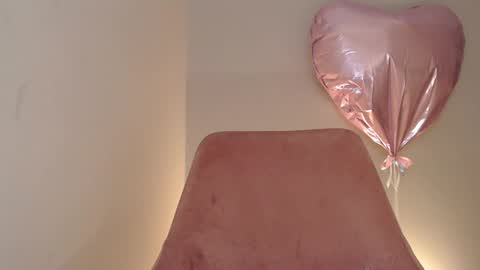 Mila  online show from 01/30/25, 10:08