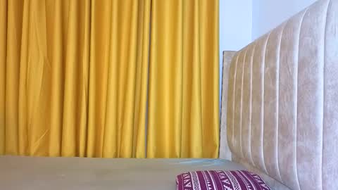 Snapshot of _littlevenus chatting on 11/30/25, 11:31 Littlevenus online show from 11/30/25, 11:31