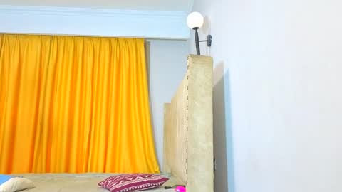 Littlevenus online show from 04/17/26, 02:20