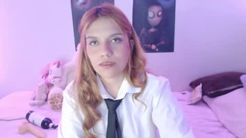 Snapshot of _lloou_ chatting on 05/29/26, 11:14 Sofia 3 online show from 05/29/26, 11:14