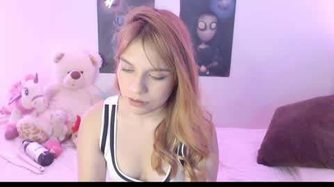 Snapshot of _lloou_ chatting on 06/02/26, 10:56 Sofia 3 online show from 06/02/26, 10:56