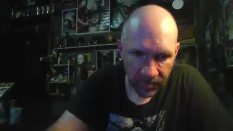 That guy online show from 09/13/25, 04:23