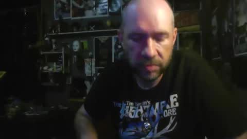 That guy online show from 10/15/25, 12:33