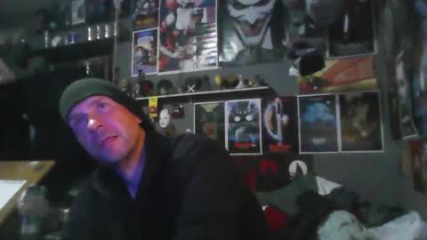 That guy online show from 04/08/26, 04:01