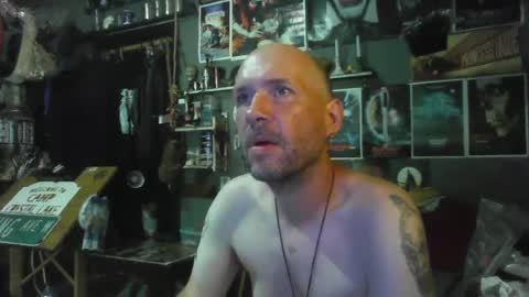 That guy online show from 07/12/26, 04:09