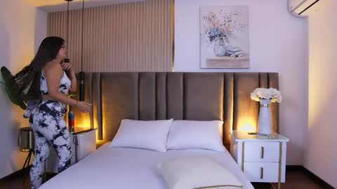 Luisa merrid online show from 04/10/26, 11:48