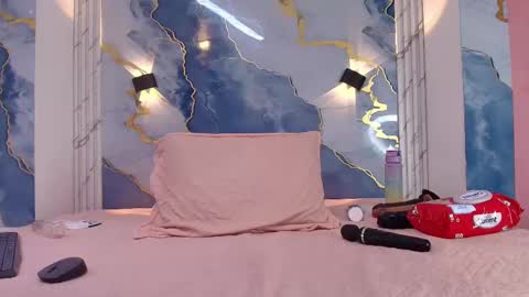 Snapshot of _lorrayne_ chatting on 09/10/25, 12:16 Lorrayne online show from 09/10/25, 12:16