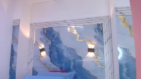 Snapshot of _lorrayne_ chatting on 09/29/25, 12:10 Lorrayne online show from 09/29/25, 12:10