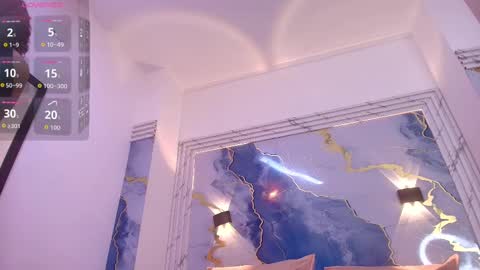 Snapshot of _lorrayne_ chatting on 10/18/25, 12:17 Lorrayne online show from 10/18/25, 12:17