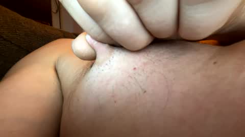 Snapshot of _love_pussy chatting on 12/25/24, 10:16 Love huge buttplug up my ass online show from 12/25/24, 10:16