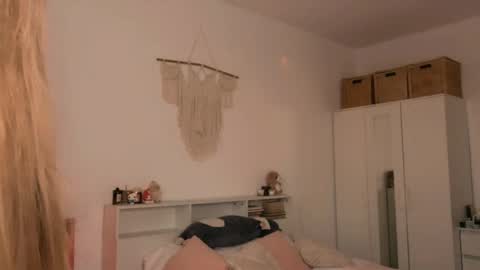 Amanda  mandy online show from 04/27/26, 03:10