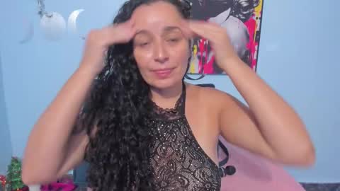  luna  sweet  online show from 10/21/25, 08:09