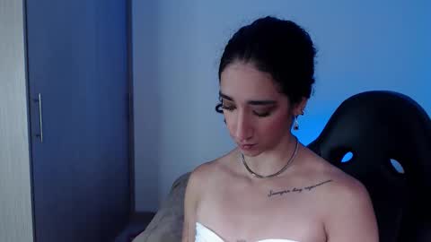  Luna  online show from 03/24/26, 03:17