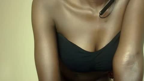 Luna online show from 01/09/25, 04:28