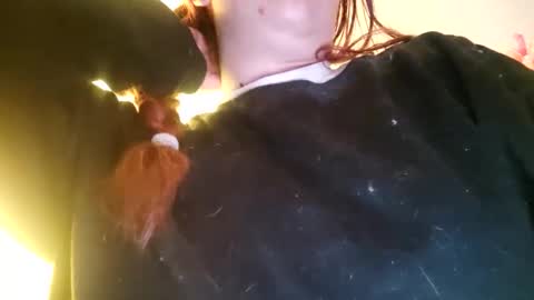 Snapshot of _lunaa__ chatting on 12/13/24, 05:49 _lunaa__ online show from 12/13/24, 05:49