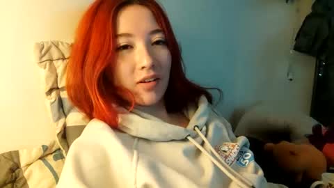 _lunaa__ online show from 01/31/25, 06:35