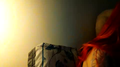 Snapshot of _lunaa__ chatting on 02/02/25, 01:34 _lunaa__ online show from 02/02/25, 01:34