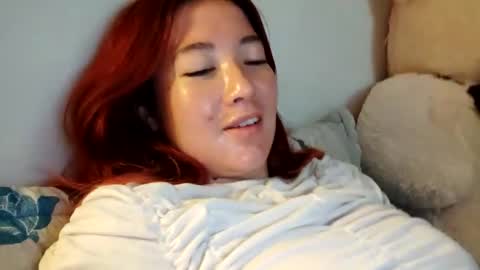 Snapshot of _lunaa__ chatting on 02/28/25, 05:15 _lunaa__ online show from 02/28/25, 05:15