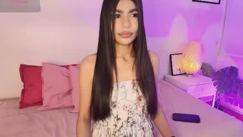 Luna online show from 06/25/26, 11:59