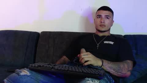 STIVEN online show from 12/23/25, 04:32