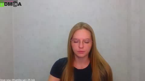 Welcome guys  Pleasure to see you all here  My name is Lysafeta and MichaelaTip menu is active Private is open  online show from 08/04/26, 12:08