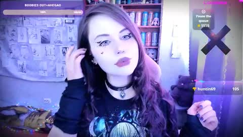 Mia online show from 03/20/26, 03:33