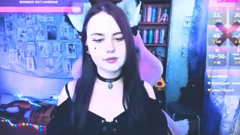 Mia online show from 04/13/26, 04:29