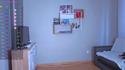 Snapshot of _maneki_neko_ chatting on 06/27/26, 12:22 Emma online show from 06/27/26, 12:22
