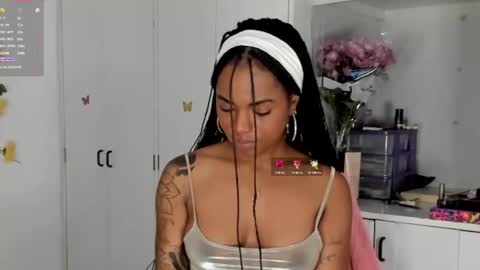 MARCELA online show from 02/02/25, 06:15