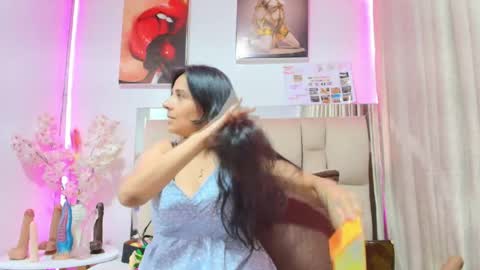 _marcela__ online show from 05/25/26, 11:49