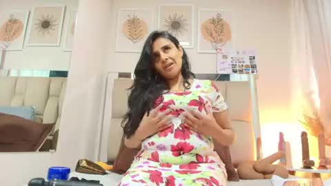 Snapshot of _marcela__ chatting on 07/08/26, 11:48 _marcela__ online show from 07/08/26, 11:48