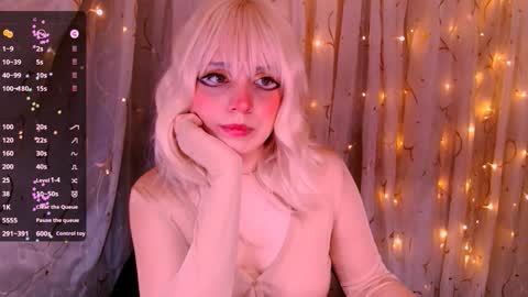 Kira online show from 10/05/25, 08:56