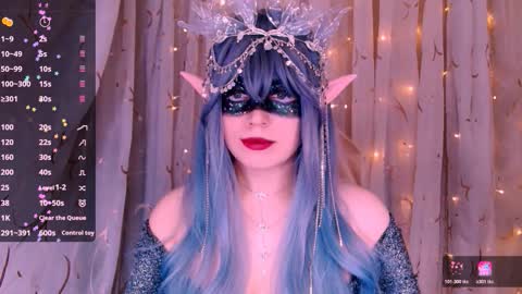 Kira online show from 11/23/25, 08:36