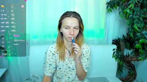 Scarlett online show from 09/21/25, 05:53