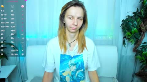 Scarlett online show from 10/16/25, 09:10