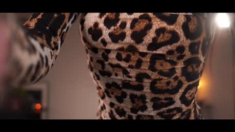 Marie -   -25 discount online show from 12/04/25, 09:45