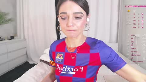 Snapshot of _maridragon_ chatting on 01/30/25, 01:10 Mari online show from 01/30/25, 01:10