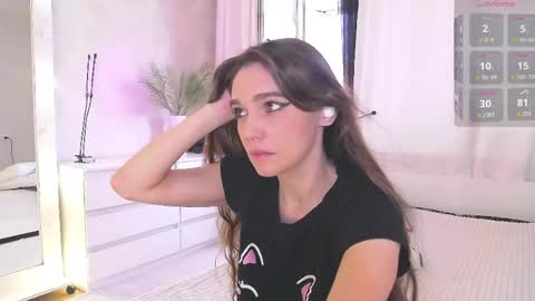 Mari online show from 04/26/26, 08:45