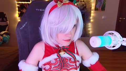 Snapshot of _mariko_ chatting on 12/22/24, 02:38 Mariko online show from 12/22/24, 02:38