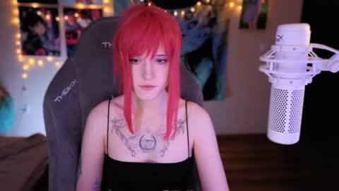 Snapshot of _mariko_ chatting on 03/02/25, 02:54 Mariko online show from 03/02/25, 02:54