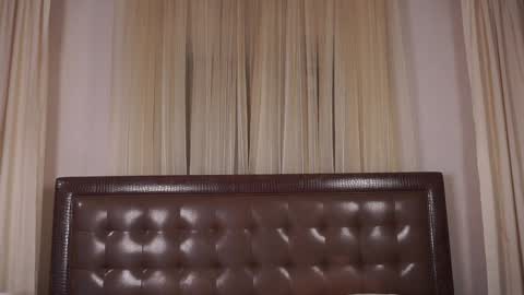  Gwen  online show from 12/14/24, 12:01