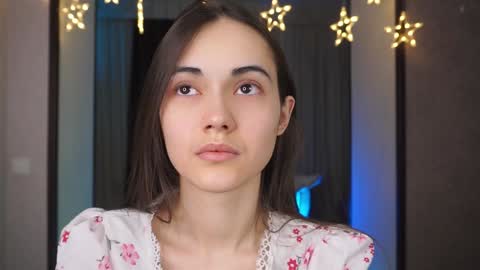  Gwen  online show from 12/20/24, 09:28