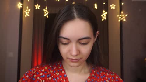  Gwen  online show from 12/25/24, 10:16